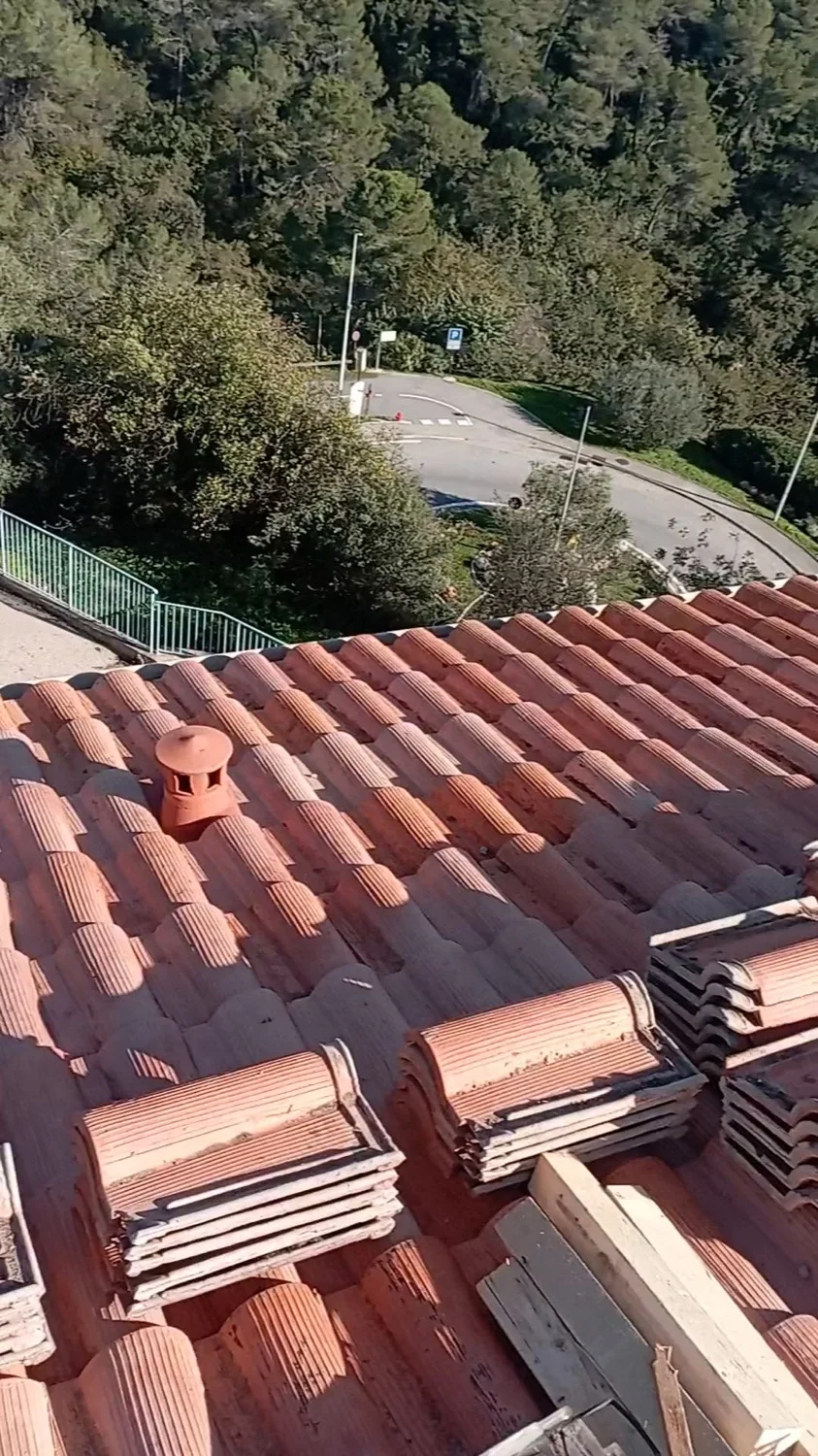 Chantier de couverture à Narbonne — C.N